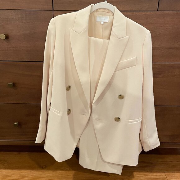 Vince Double-breasted Crepe Blazer (Size 0) - Picture 1 of 7